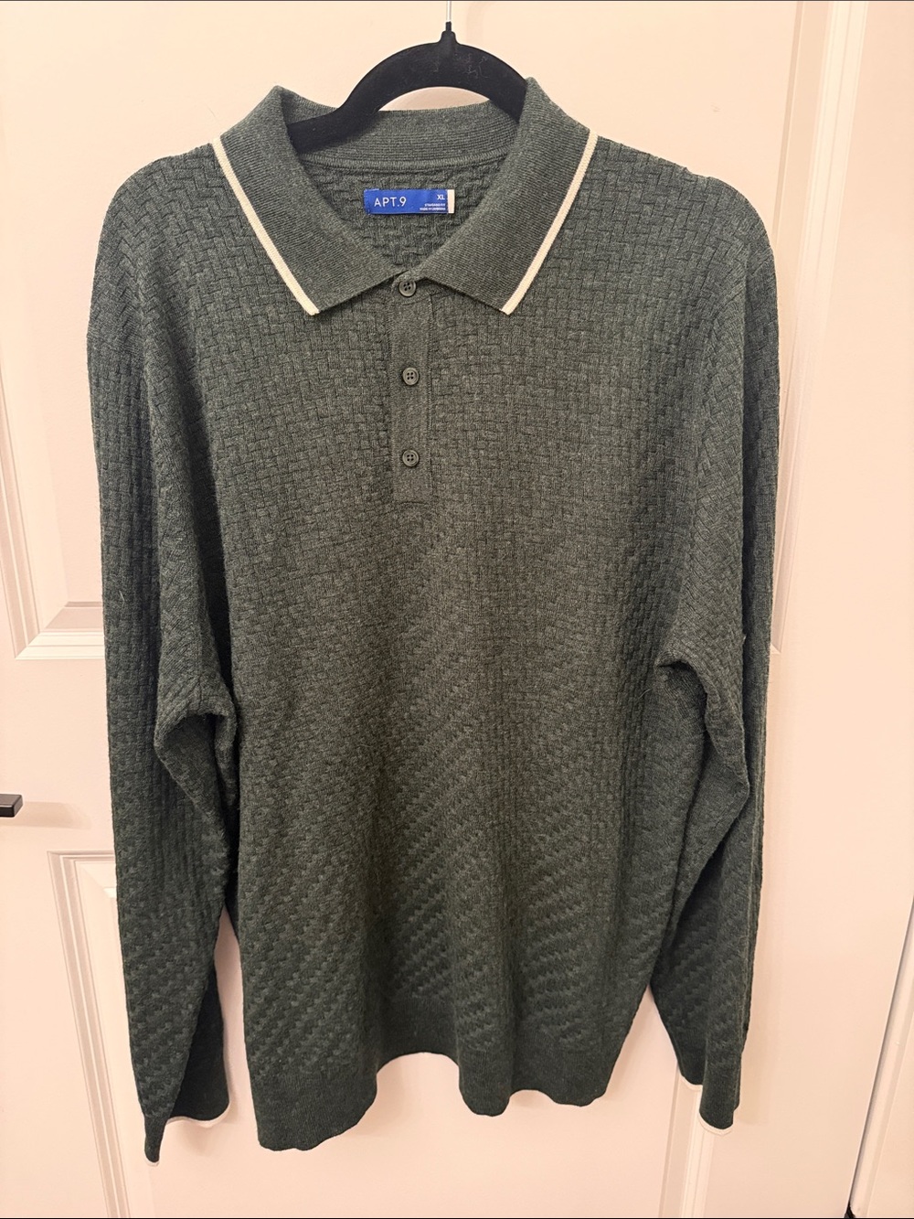 Apt. 9 Men's Long-Sleeve Polo in Olive Green with Cream Trim